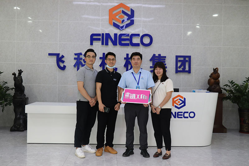 河南客戶購買固體飲料包裝機(jī)